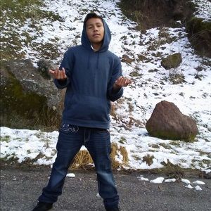 Meet your Posher, Jason